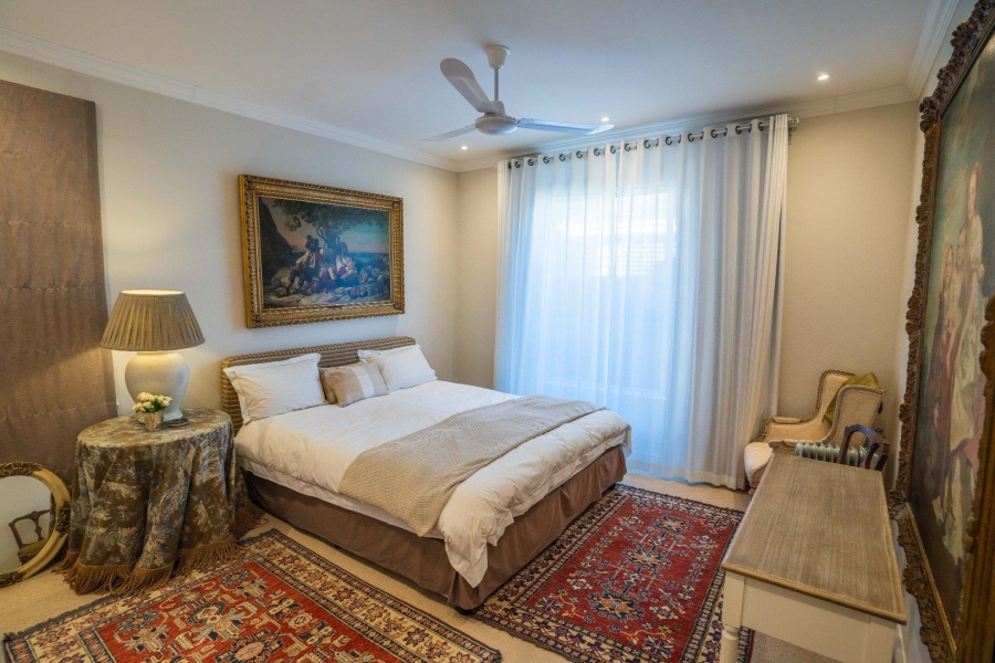 To Let 4 Bedroom Property for Rent in Sunset Links Western Cape